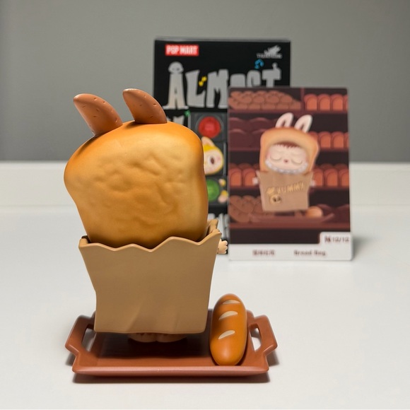 100% authentic PopMart The Monster’s figure - Picture 2 of 3